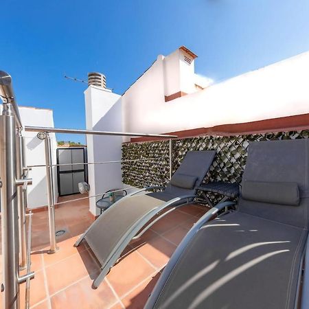 דירות מאלגה Private Rooftop & Elegant Studio - Center By Rems מראה חיצוני תמונה