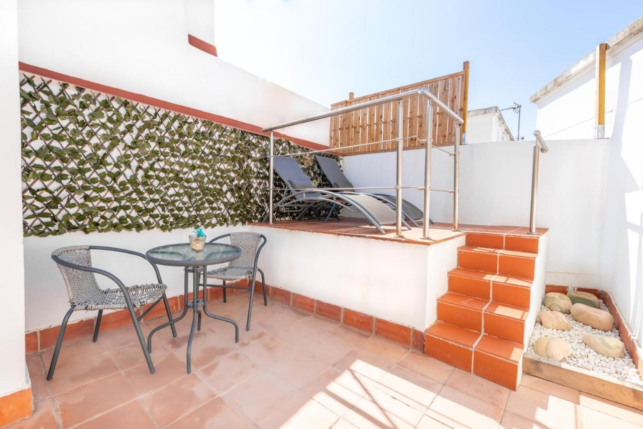 דירות מאלגה Private Rooftop & Elegant Studio - Center By Rems מראה חיצוני תמונה